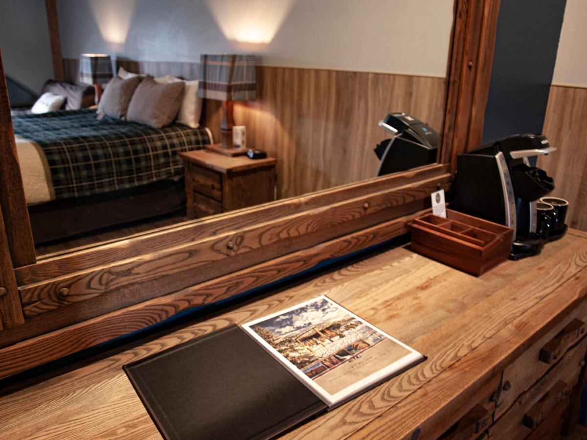 Glacier House Hotel&Resort Revelstoke Exterior foto